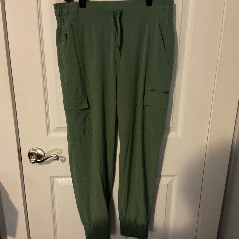 EUC | All in Motion * Joggers (Medium), olive green